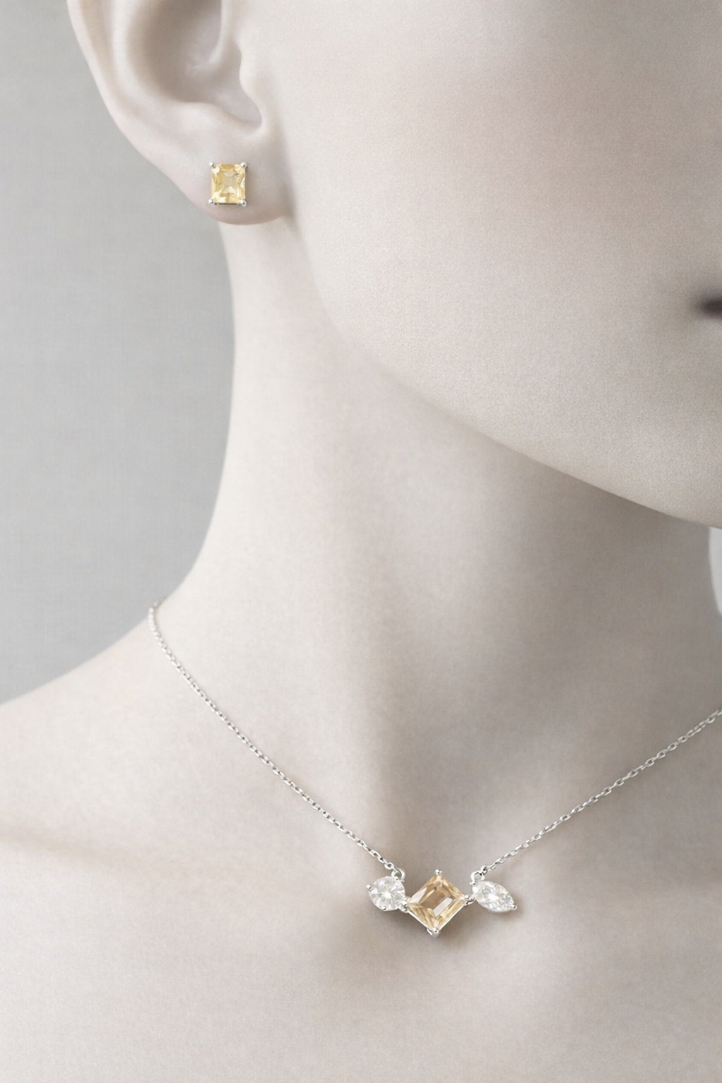 Seren Tri-Stone pendant